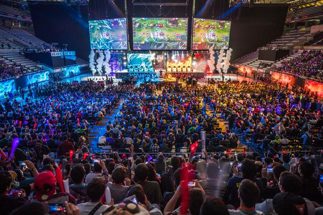 英雄联盟比分：LPL夏季季后赛半决赛，JDG 3：1 击败LGD晋级决赛！