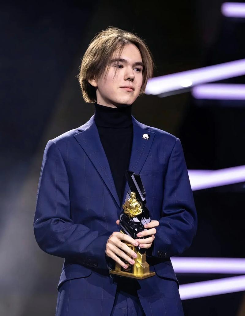 【赛前预告】2020KPL秋季赛11.18赛程，南京Hero久竞 vs 佛山GK，武汉eStarPro vs WB.TS